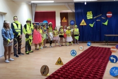 Odblaskowy pokaz mody